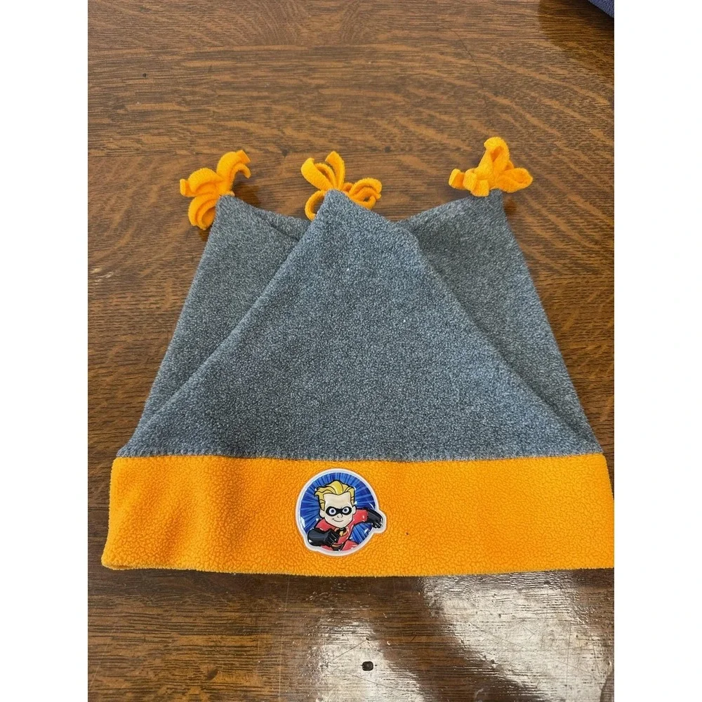VTG Disney Hat Beanie Boys One Size‎ Gray Orange Fleece Dash Incredibles Tassel